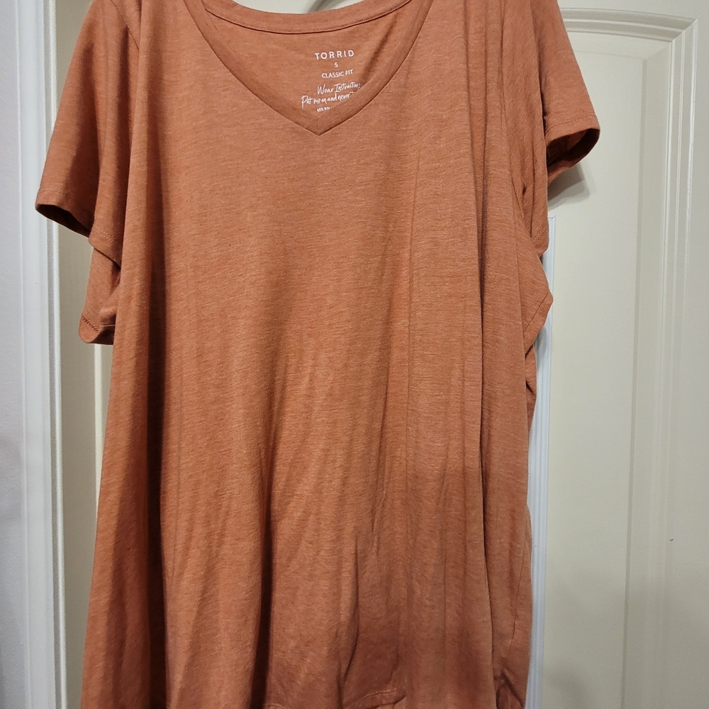 TORRID tee, size 5, v-neck tshirt